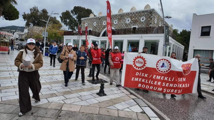 DİSK Devrimci Emekli Sen Bodrum Şubesi’nden Venezuela İle Dayanışma Ve ABD Emperyalizmine Protesto