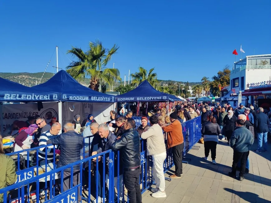 Bodrum’da 10. Hamsi Festivali Binlerce Kişiyi Karadeniz Coşkusunda Buluşturdu