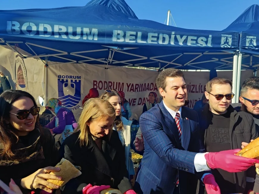 Bodrum’da 10. Hamsi Festivali Binlerce Kişiyi Karadeniz Coşkusunda Buluşturdu