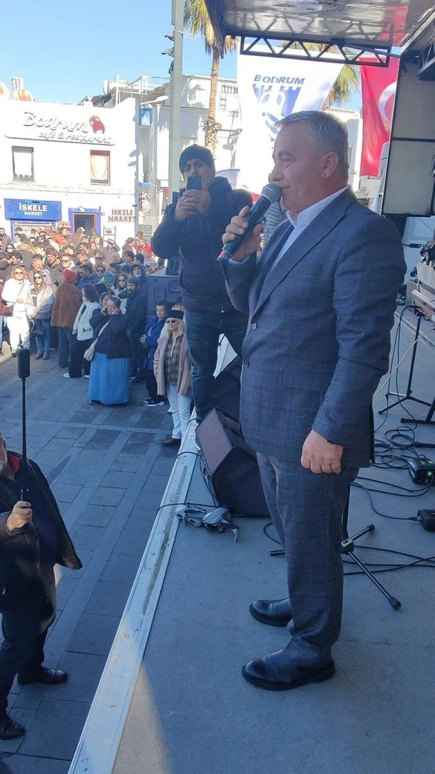 Bodrum’da 10. Hamsi Festivali Binlerce Kişiyi Karadeniz Coşkusunda Buluşturdu