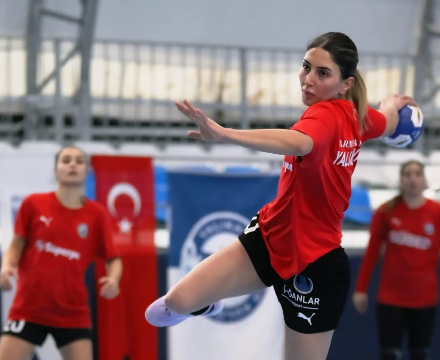 Armada Praxis Yalıkavakspor Bodrum’da Galibiyet İçin Sahaya Çıkıyor: Haftalık Kritik Hentbol Programı