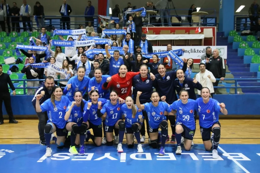 Armada Praxis Yalıkavakspor Bursa’yı Devirdi: Binnaz Karakaya’da Nefes Kesen Galibiyet