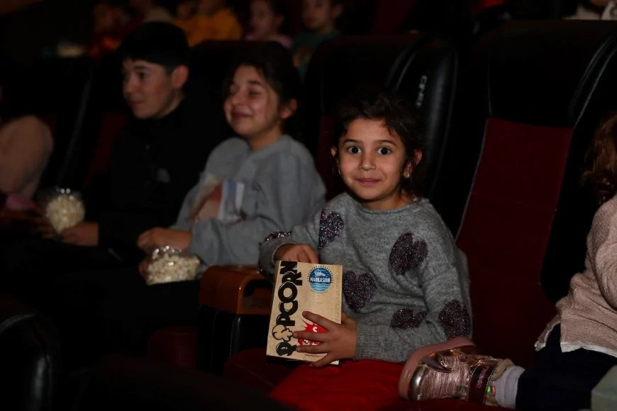Bodrum Belediyesi’nden Çocuklara Anlamlı Yarıyıl Hediyesi: Pınarlıbelenli Minikler Sinemada Buluştu