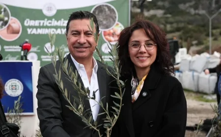 Muğla’da Tarımsal Kalkınma Hamlesi: Ahmet Aras 50 Bin Meyve Fidanı Dağıttı