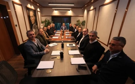 Muğla ve Bodrum Protokolü İftar Sofrasında Bir Araya Geldi: Gündem Spor ve Gelecek