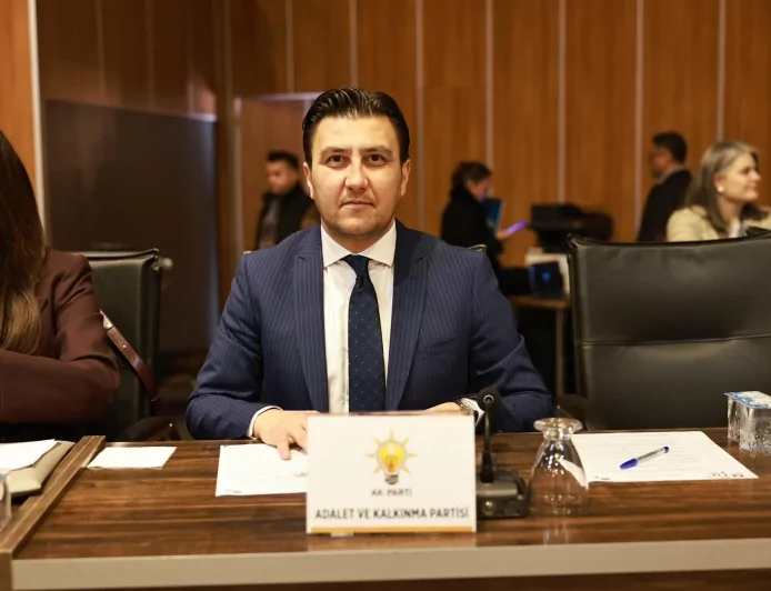 AK Parti Bodrum İlçe Başkanlığı’na Seha Ergene Atandı: Bodrum Teşkilatında Yeni Dönem Başlıyor!