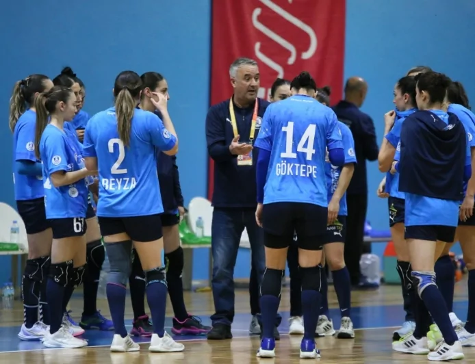 Armada Praxis Yalıkavak Spor Kulübü Göztepe'yi 36-22 Mağlup Ederek Play-Off'ları Garantiledi