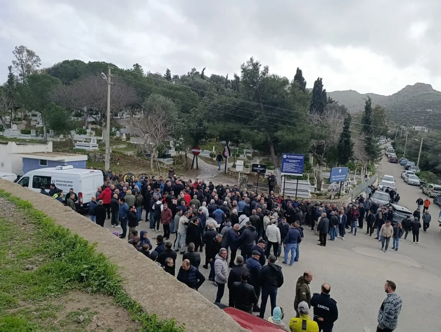 Bodrum’da Dev Katılımlı Cenaze: Önder Batmaz’ın Acı Gününde Siyaset Dünyası Kenetlendi!