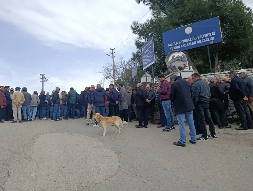 Bodrum’da Dev Katılımlı Cenaze: Önder Batmaz’ın Acı Gününde Siyaset Dünyası Kenetlendi!