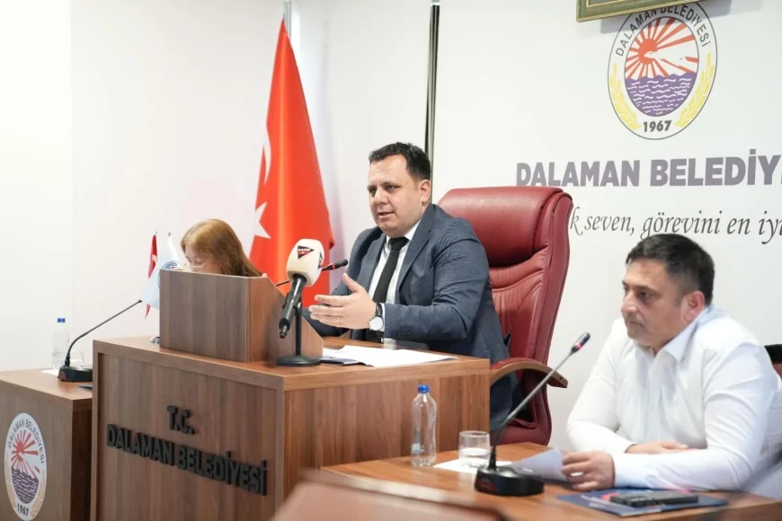 Dalaman Belediye Meclisi’nde Şeffaf Yönetim Vurgusu: Başkan Sezer Durmuş Mali Tabloyu Açıkladı!