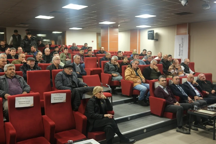 Milas’ta Arıcılık Zirvesi: Bal Arısı Sağlığı Ve Kovan Yönetimi Eğitimi Tamamlandı