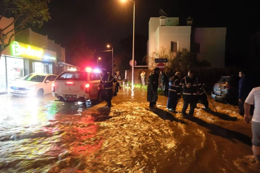 Bodrum’da Şiddetli Yağışlarla Mücadele: Belediye Ekipleri Afet Durumuna Karşı Teyakkuzda!