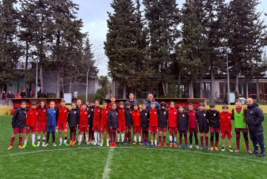 Ortakent Yahşi Spor U12 Takımı Florya'da Galatasaray İle Dostluk Maçı Yaptı
