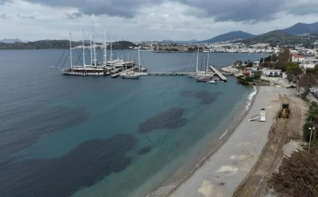 Bodrum Belediyesi Yaz Sezonu Hazırlıklarına Başladı: Kumbahçe Plajı Yaza Hazırlanıyor