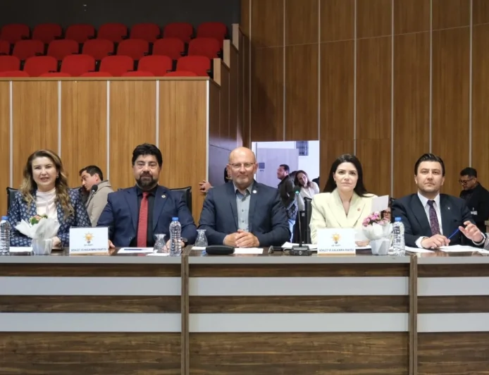 AK Parti Bodrum İlçe Başkanı Seha Ergene’den Belediye Meclisi Kararlarına Eleştiri: Kamu Yararı Vurgusu