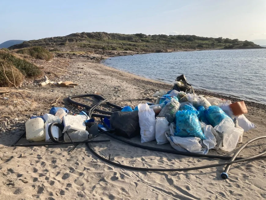 Bodrum’da Örnek Davranış: Tilkişen Toplamaya Giden Vatandaşlar Haremten Koyu’nu Temizledi