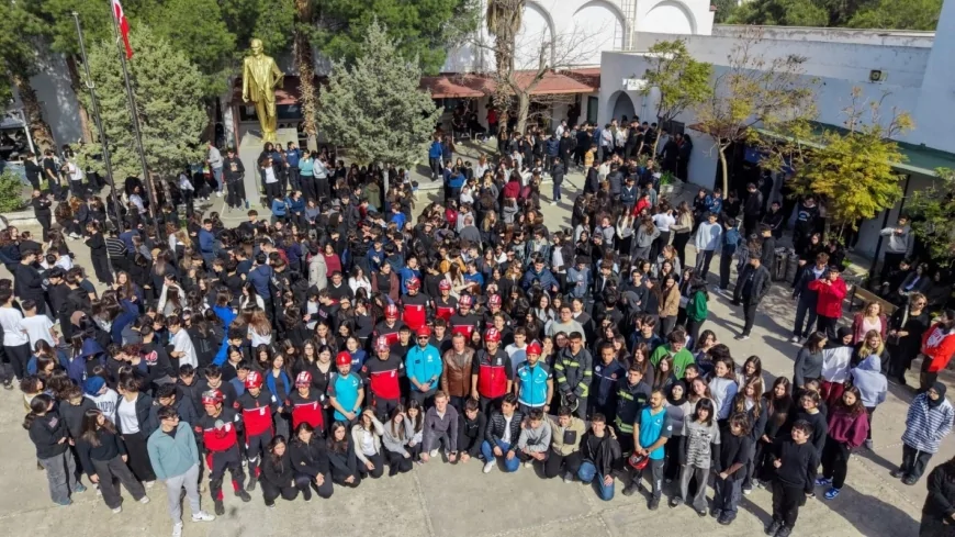 Bodrum’da Nefes Kesen Deprem Tatbikatı: Öğrenciler Afetlere Karşı Bilinçlendirildi
