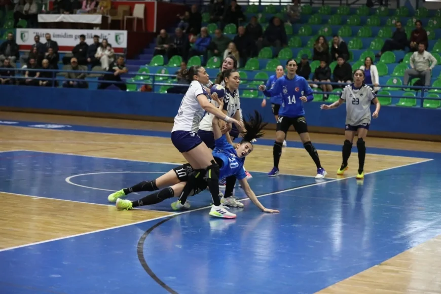 Bodrum’da Hentbol Şöleni: Denizin Kızları Şampiyonluk Yolunda Dev Bir Adım Attı