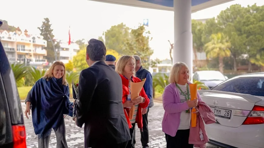 Marmaris 2026 Turizm Sezonuna İngiliz Turistlerle "Merhaba" Dedi: Rekor Gelir Hedefleniyor