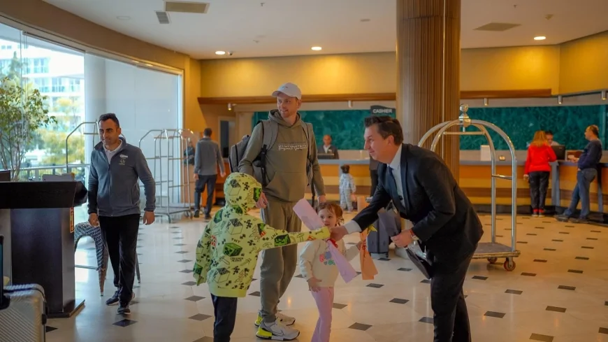 Marmaris 2026 Turizm Sezonuna İngiliz Turistlerle "Merhaba" Dedi: Rekor Gelir Hedefleniyor