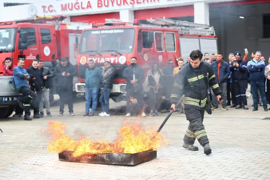 Bodrum Belediyesi Personeline Yangın Güvenliği Ve Acil Durum Eğitimi