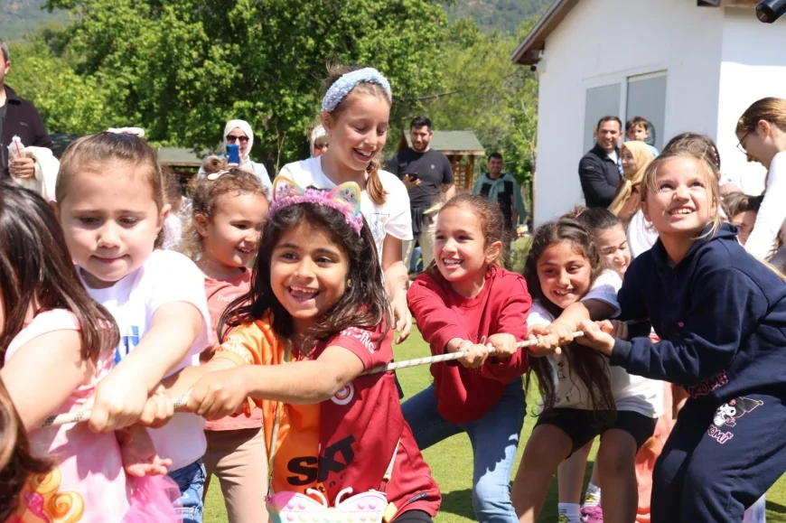 Marmaris’te 23 Nisan Coşkusu: Uluslararası Çocuk Festivali İle Dünya Çocukları Buluşuyor