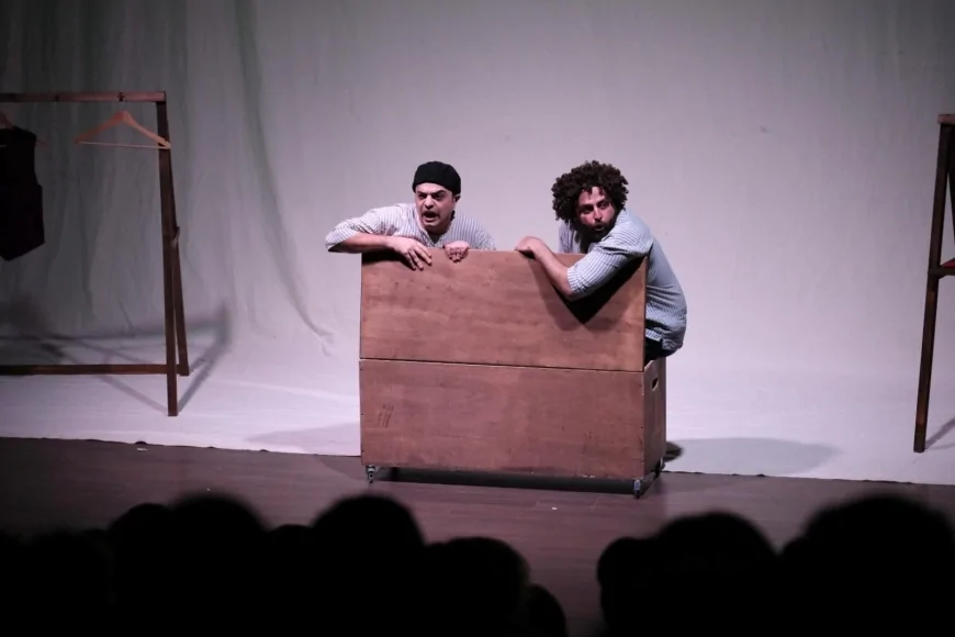 Bodrum Belediyesi Şehir Tiyatrosu 9. Yaşını "Cambazın Cenazesi" İle Kutladı