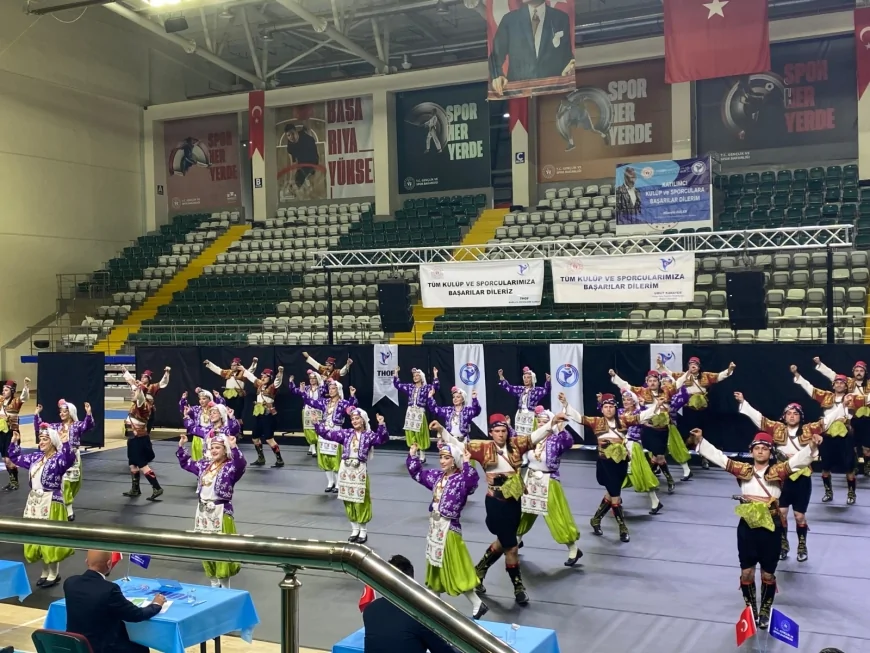 Bodrum’un Gururu BOFAD Geleneği Bozmadı: Muğla’da Halk Oyunları Şampiyonu Oldu