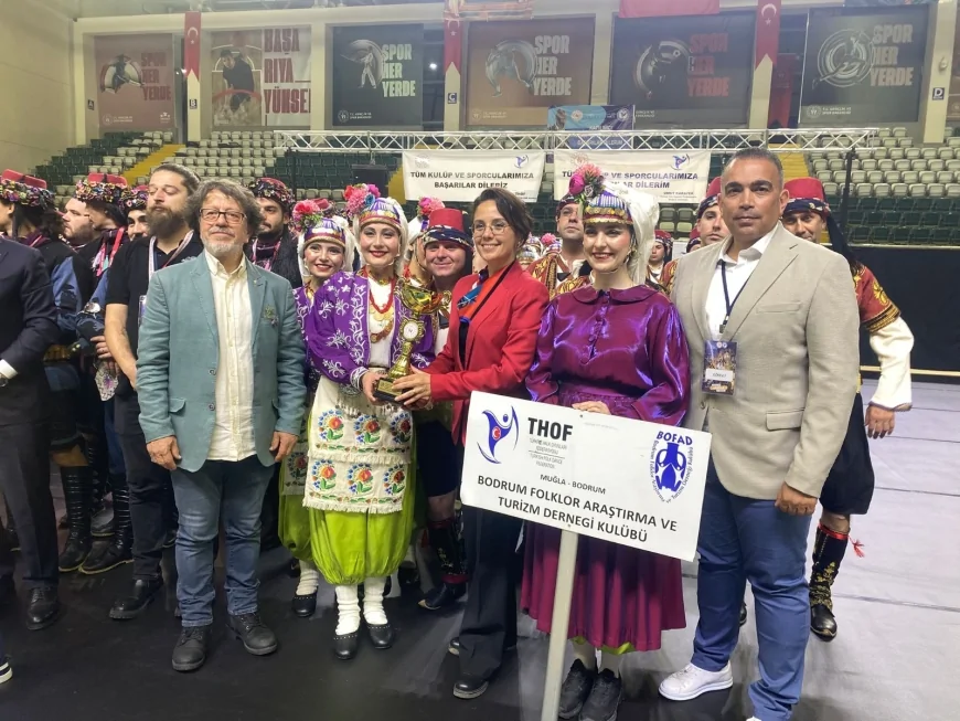 Bodrum’un Gururu BOFAD Geleneği Bozmadı: Muğla’da Halk Oyunları Şampiyonu Oldu