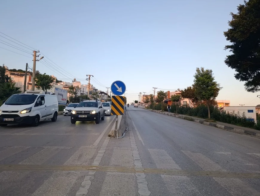 Turgutreis Mehmet Hilmi Caddesi’nde Korkutan Çökme: Muski Ekipleri Çalışmaları Tamamladı