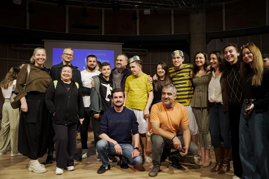 Bodrum’da Dünyada Bir İlk: Otizm Bestiz Sahne Gösterisi Herodot Kültür Merkezi’nde Büyüledi