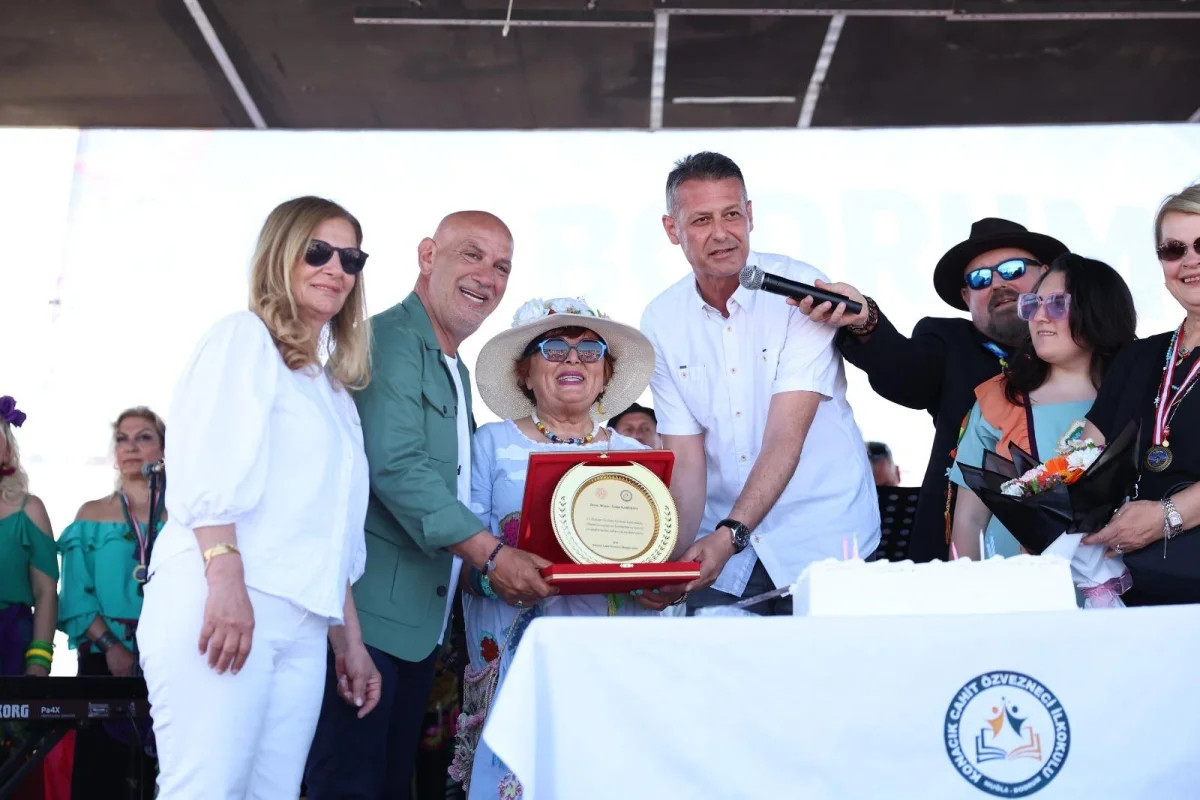 Gökyüzü Renklendi Umutlar Birleşti: 21. Uluslararası Bodrum Uçurtma Festivali’ne Rekor Katılım