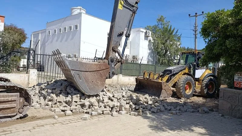 Başkan Tamer Mandalinci’den İhmalkar Firmaya Sert Müdahale: Teminatı Yakıldı Yol Yapımı Başladı