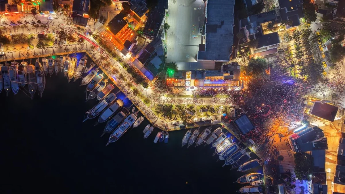 Bodrum’da 19 Mayıs Coşkusu: Sertab Erener Ve Fener Alayları İle Unutulmaz Bir Bayram