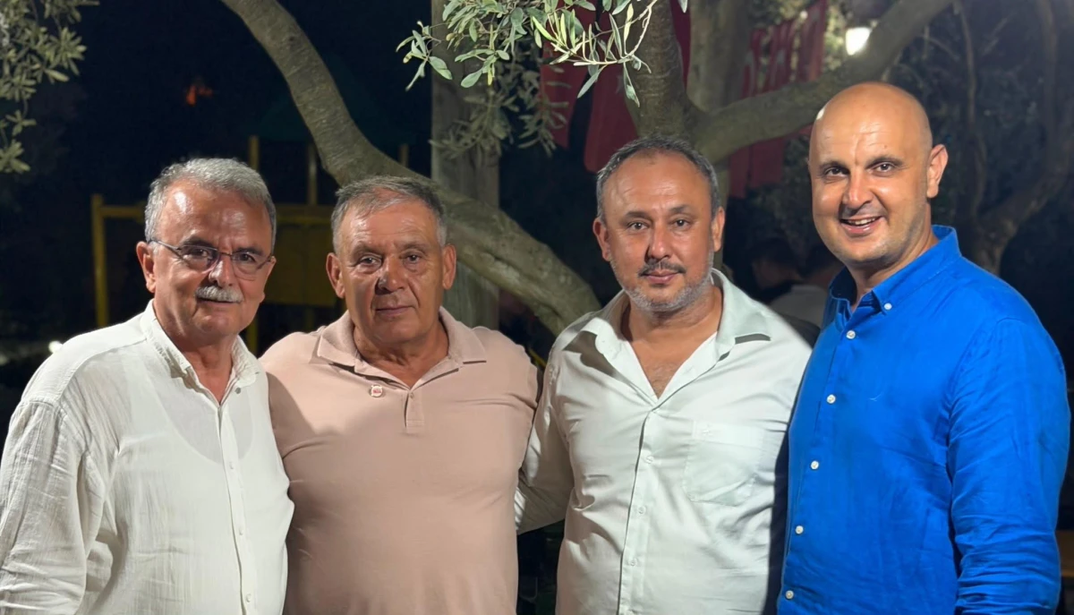 Karaova'da Yeni Parti'ye Yoğun Katılım: Abdullah Engin Başol Ve Cumhur Güven Taşbaşı Rozet Taktı