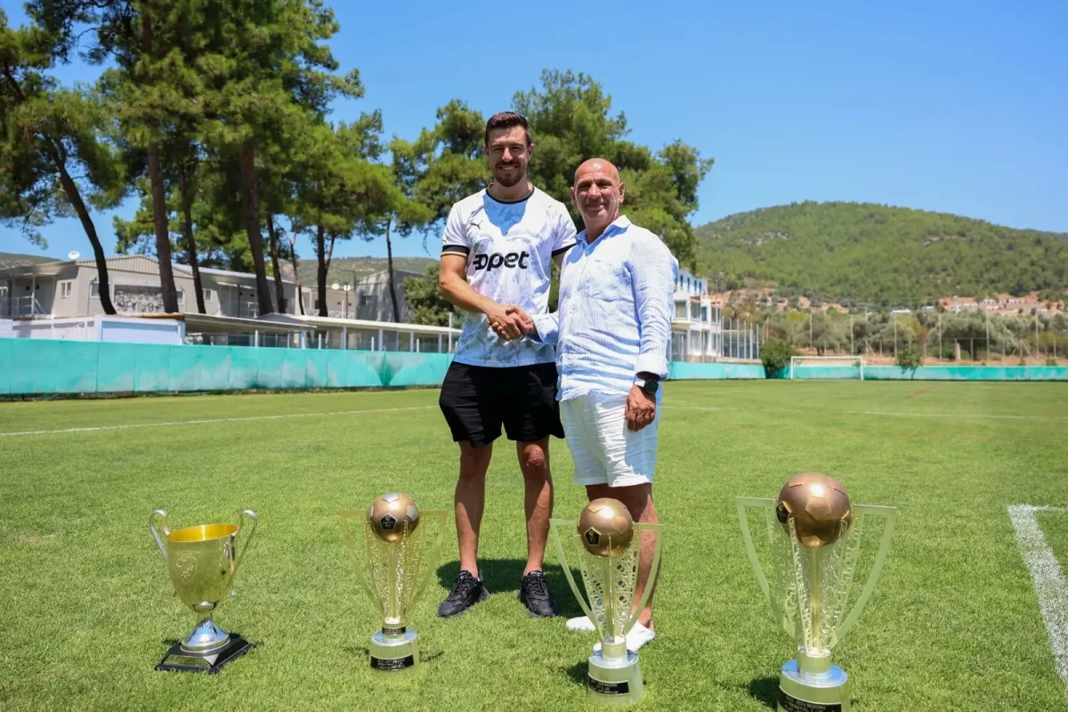 Bodrum FK, Efsane Kaptanı Celal Dumanlı İle 2 Yıllık Yeni Sözleşme İmzaladı