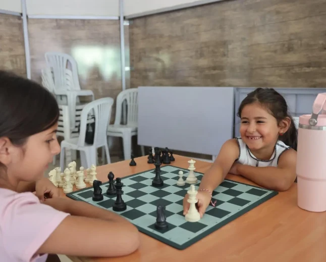 Marmaris Belediyesi'nin Ücretsiz Yaz Kursları 17 Farklı Branşta Devam Ediyor
