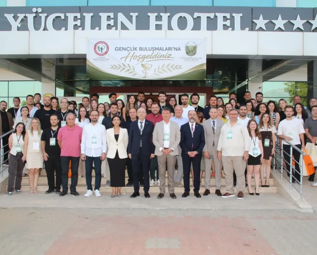 Muğla Eczacı Odası'ndan Gençlik Buluşmaları '26 Çalıştayı: Mesleğin Geleceği Masaya Yatırıldı