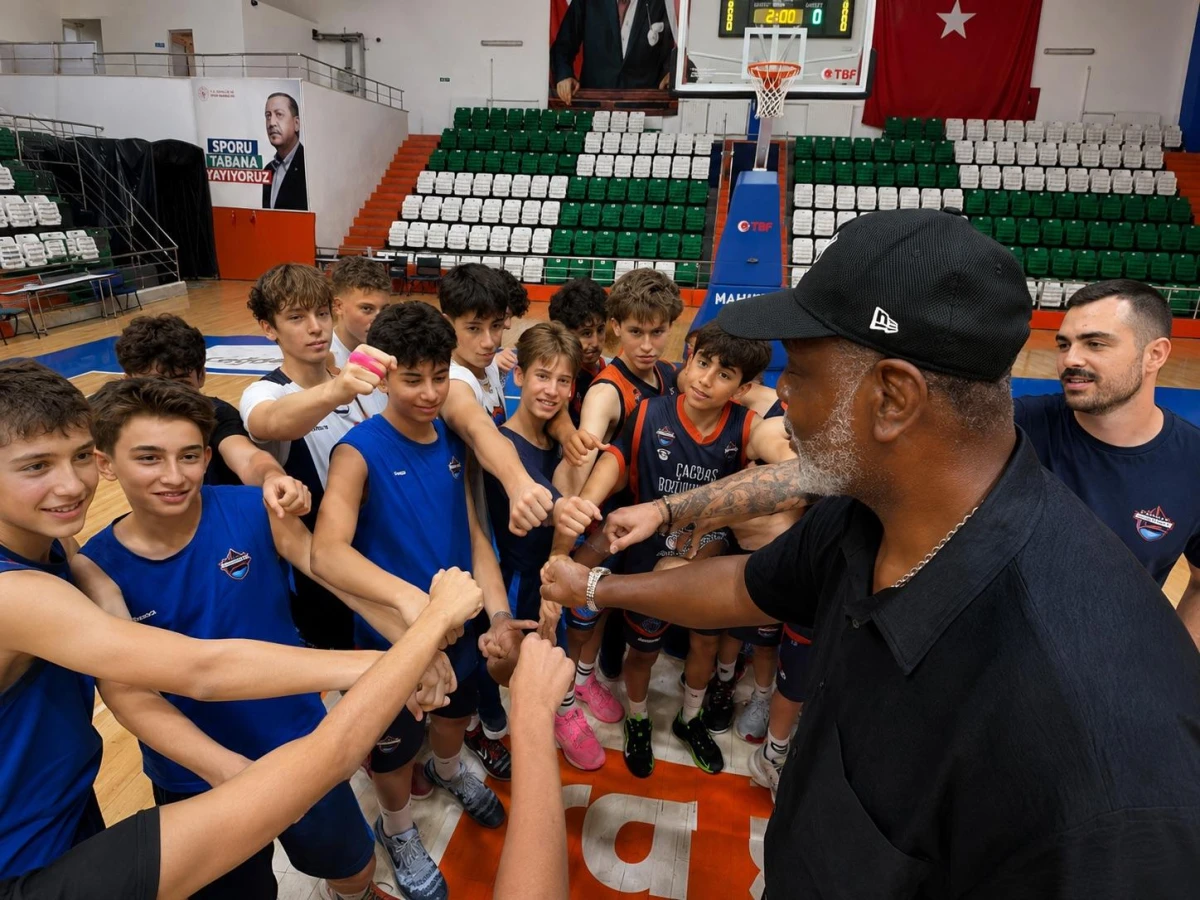 Efsane İsim Audie Norris Çağdaş Bodrum Spor Altyapısıyla Buluştu: Genç Sporculara İlham Oldu