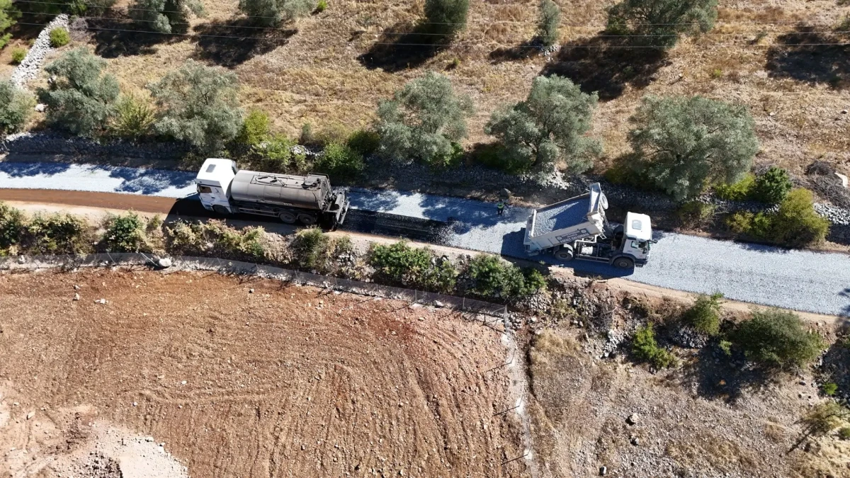 Menteşe Belediyesi ve Büyükşehir'den Ortak Çalışma: Çiftlik Ve Yerkesik Arasındaki Yeni Yol Tamamlandı