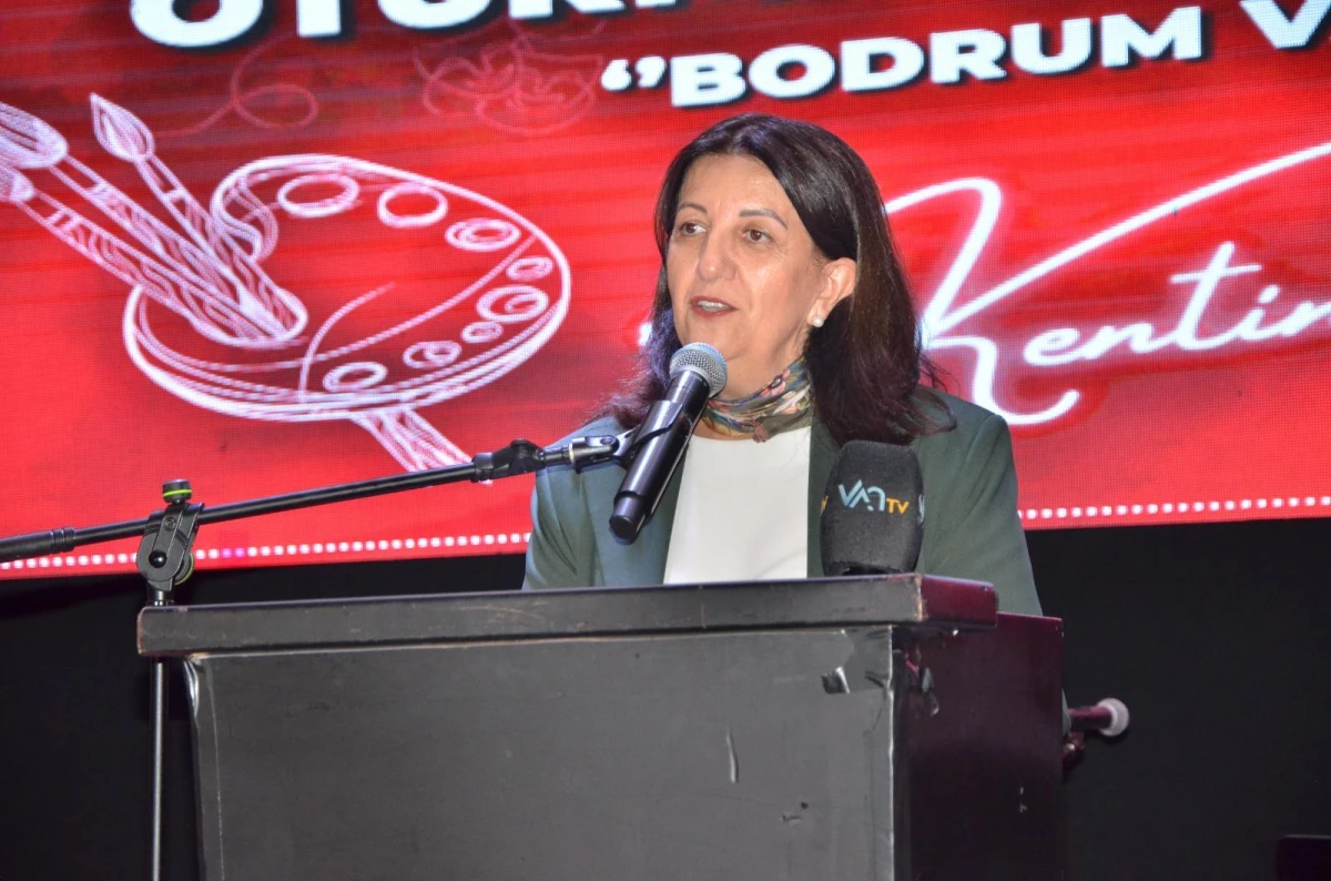 Bodrum’da Düzenlenen Vanlılar Gecesi’nde Birlik Ve Barış Mesajları: Siyaset Ve Kentin Önde Gelen İsimleri Bir Araya Geldi