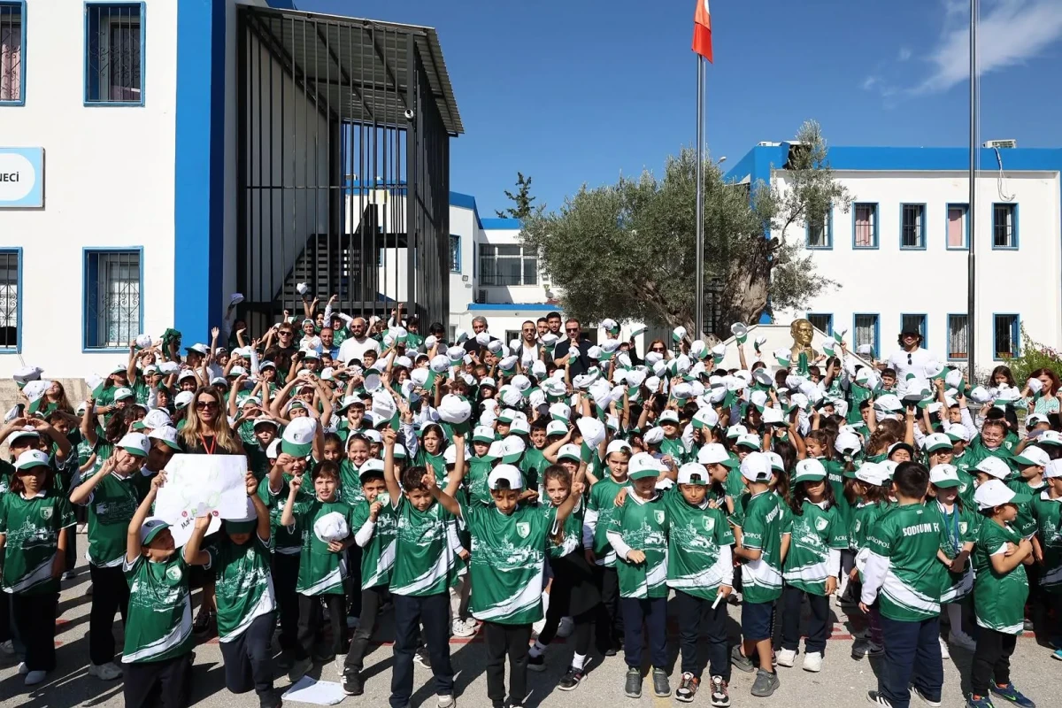 Bodrum FK’dan Anlamlı Ziyaret: “Bodrum’un Gençleri, Bodrumspor ile El Ele” Projesi Öğrencilerle Buluştu
