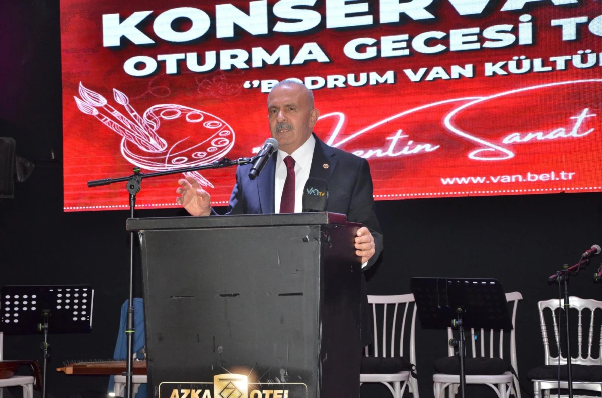 Bodrum’da Düzenlenen Vanlılar Gecesi’nde Birlik Ve Barış Mesajları: Siyaset Ve Kentin Önde Gelen İsimleri Bir Araya Geldi