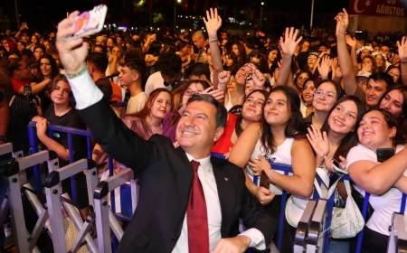 Ahmet Aras’tan Cumhuriyet’in 103. Yılına Özel Gelecek Vizyonu Mesajı