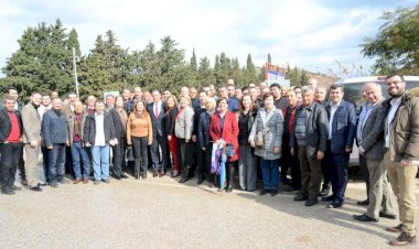 Sorunları Çözersek Mutlu Oluruz Yüzümüz Güler