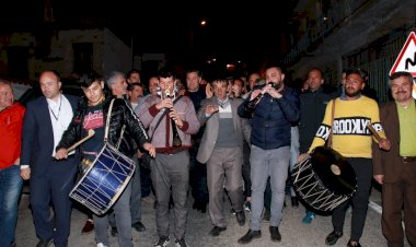 Mehmet Kocadon’a Kavaklıdere’de Davullu Zurnalı Karşılama