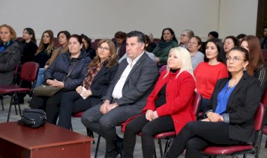 Mehmet Kocadon Muğlalı Kadınları Dinledi