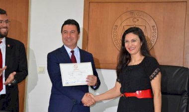 Bodrum Belediye Başkanı Ahmet Aras Mazbatayı Aldı