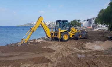 Sahile İzinsiz Yapılan Taş Duvarın Yıkımı Gerçekleştirildi