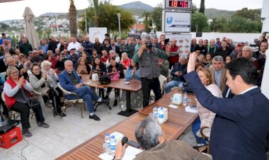 Başkan Aras Türkbükü Mahalle Sakinleriyle Buluştu